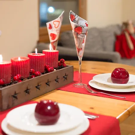 Budinek קרנייסקה גורה